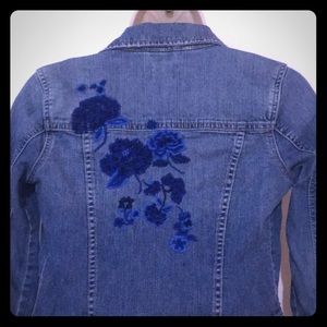 Gap embroidered crop jean jacket